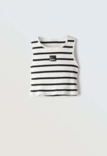 CROPPED TOP ΜΕ ΡΙΓΕΣ